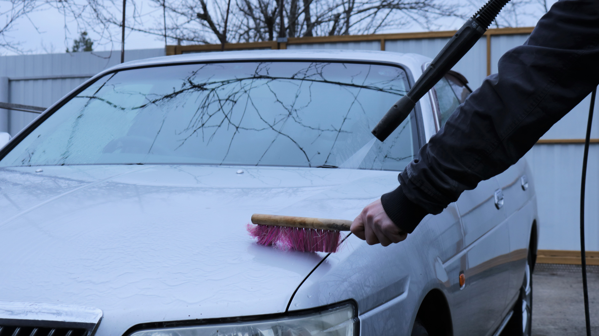 Ročna avtopralnica ljubljana je precej uporabna